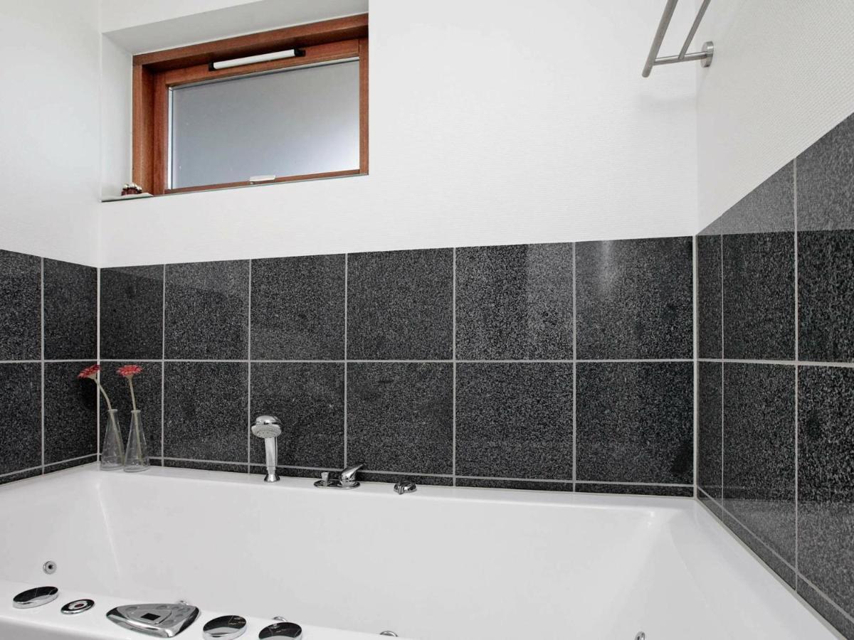 6 Person Holiday Home In Bogense Luaran gambar